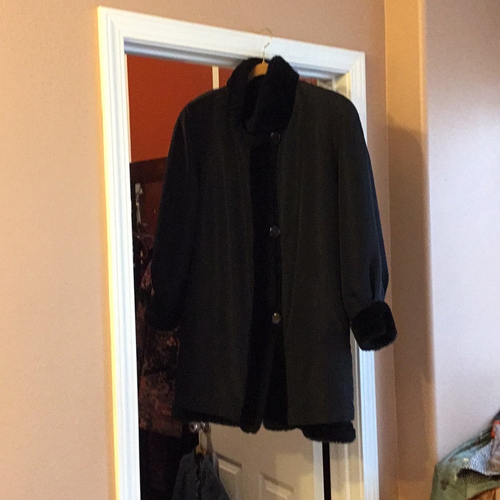 Reversible 3/4 length jacket - Picture 4 of 6